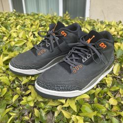 Size 8,5 Jordan 3 Retro 2023 Mid Fear Mens