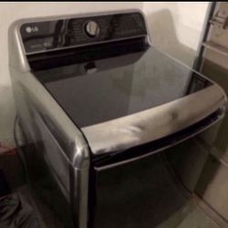 LG 9.0 cu ft Mega LARGE Capacity Electric TurboSteam Dryer (normally $1600 plus tax selling $875)