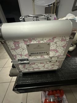 Hello Kitty Travel Case