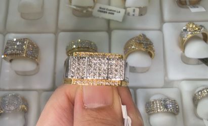 10KT Natural Diamond Men’s Ring