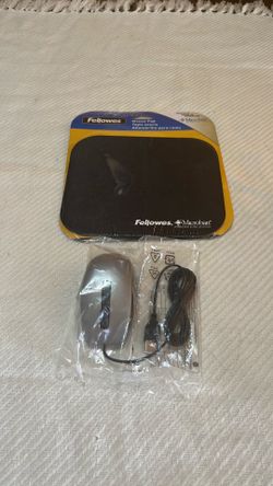 Brandnew2-pack mousepad micro an and mouse with usb -A port and usb -c adapter
