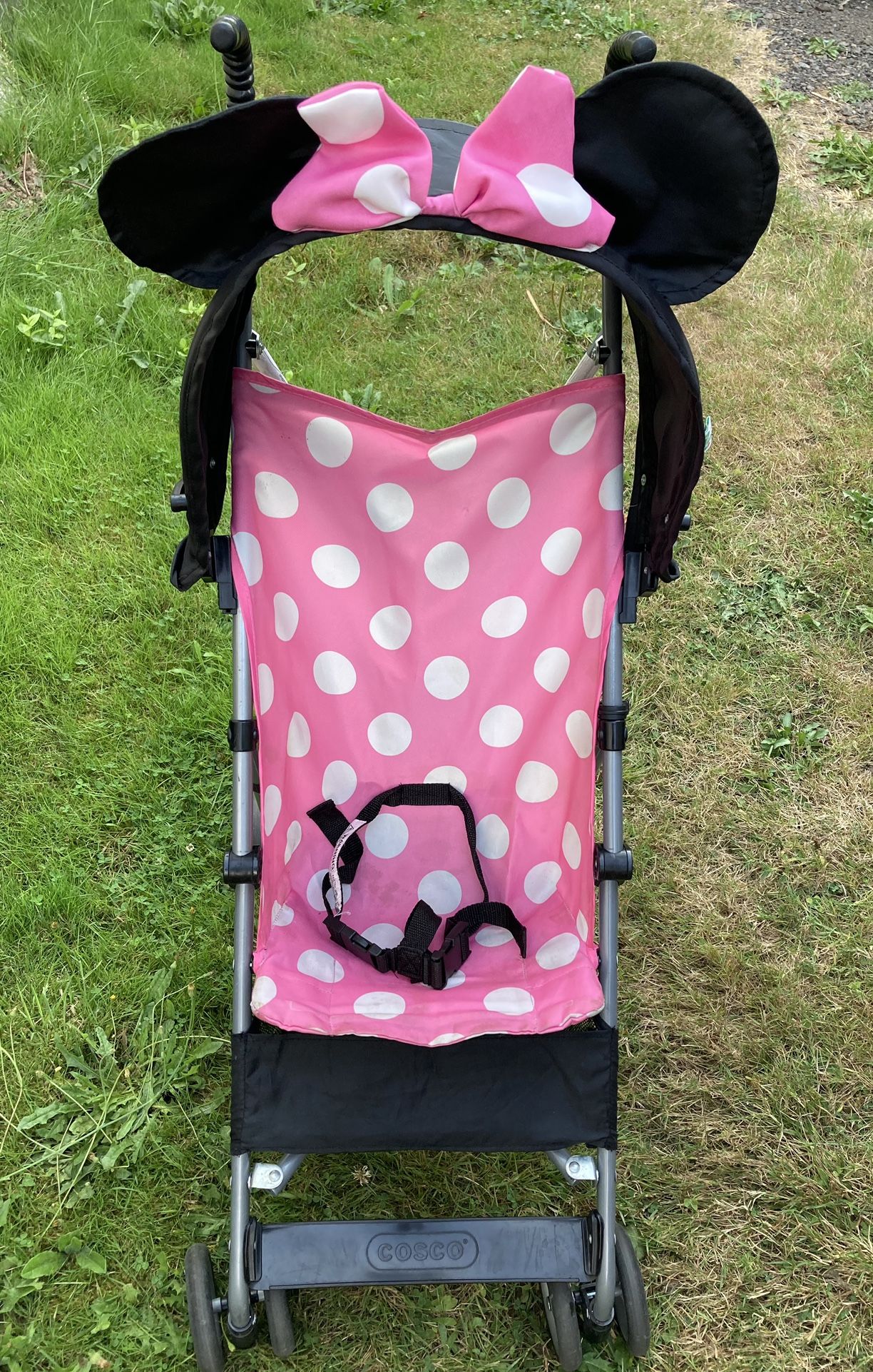 DISNEY MINNIE MOUSE UMBRELLA STROLLER for Sale in Fairview, OR - OfferUp