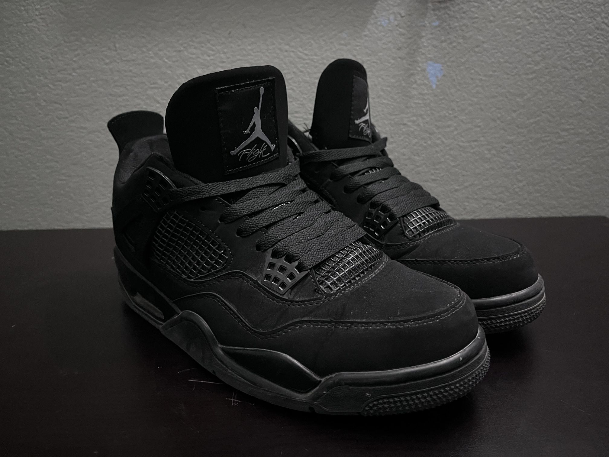 Jordan 4 black cats