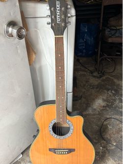 Fernandes Acoustic/ Electric Guitar