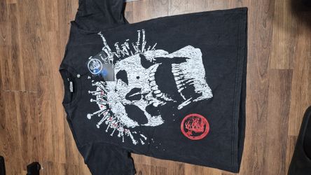 🔥 Streetwear Graphic Tee – Medium – Hype Graphic – Price Dropped