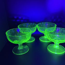 4 Green Uranium/Depression Sherbets/Dessert Footed Cups By Jeannette Glass Company/1928-32/A Few Use Marks
