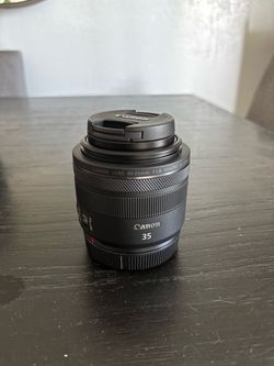 Canon rf 35mm f1.8 macro lens