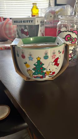 Hello Kitty Super Bowl