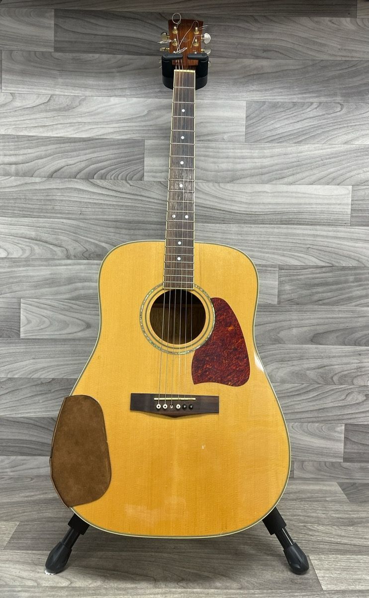 Ibanez Artwood Acoustic Guitar (A1D026969)