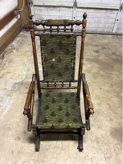 Victorian Platform Rocker Rocking Chair in Great Unrestored Conditon!