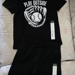 Boy's Short And Tee Set Size 4T 