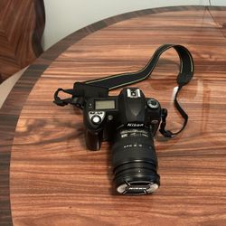 Nikon D70 DSLR Camera Bundle