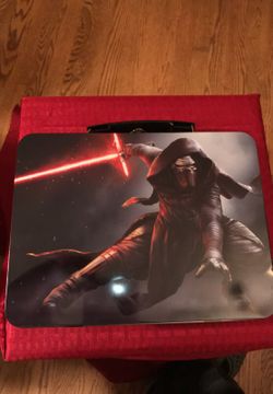 Star Wars the force awakens metal lunch box