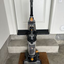 Eureka Upright Vacuum Cleaner 