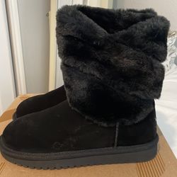 Brand New Kookaburra Boots  Size 5 