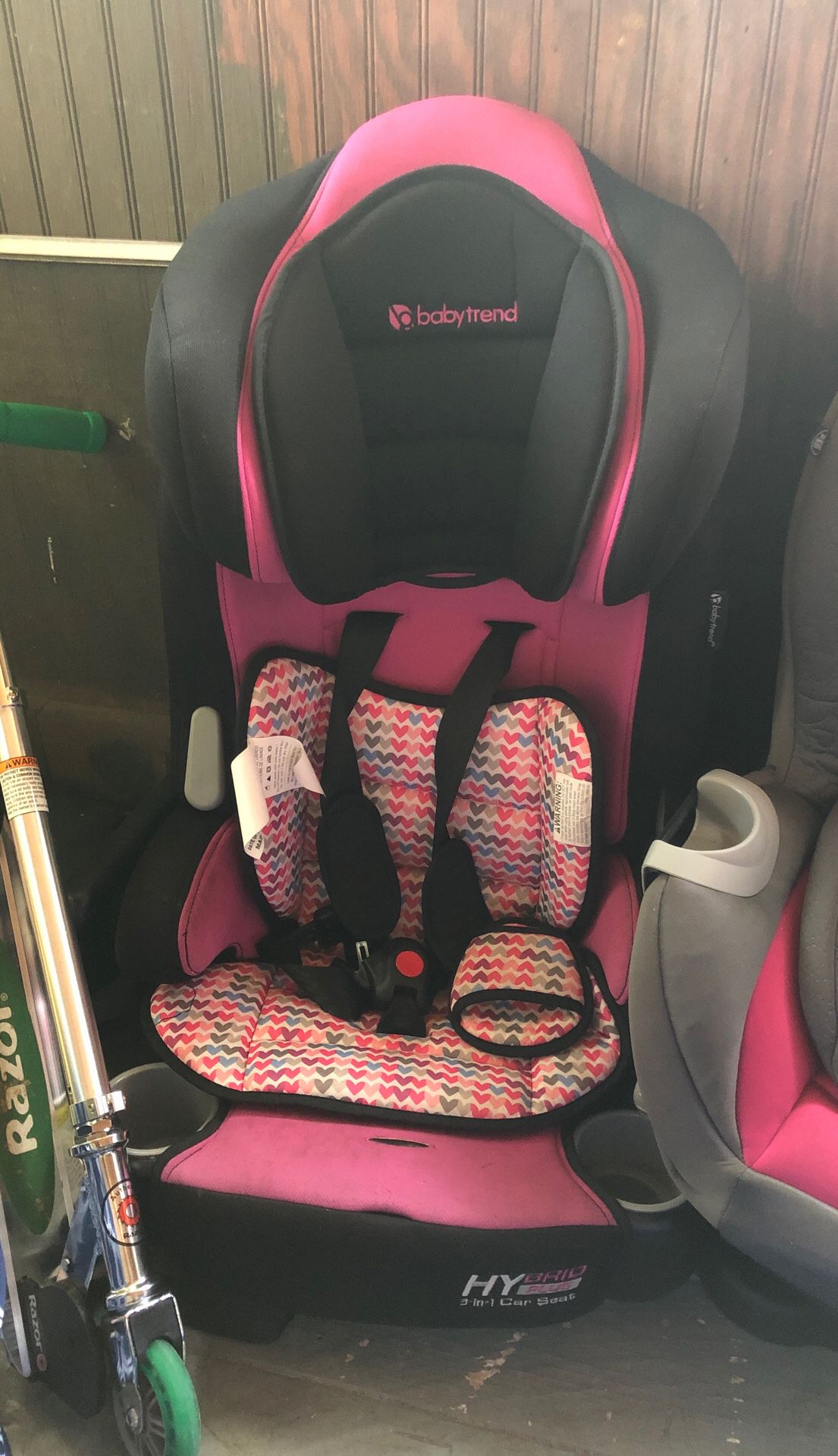 Baby trend booster/ car seat