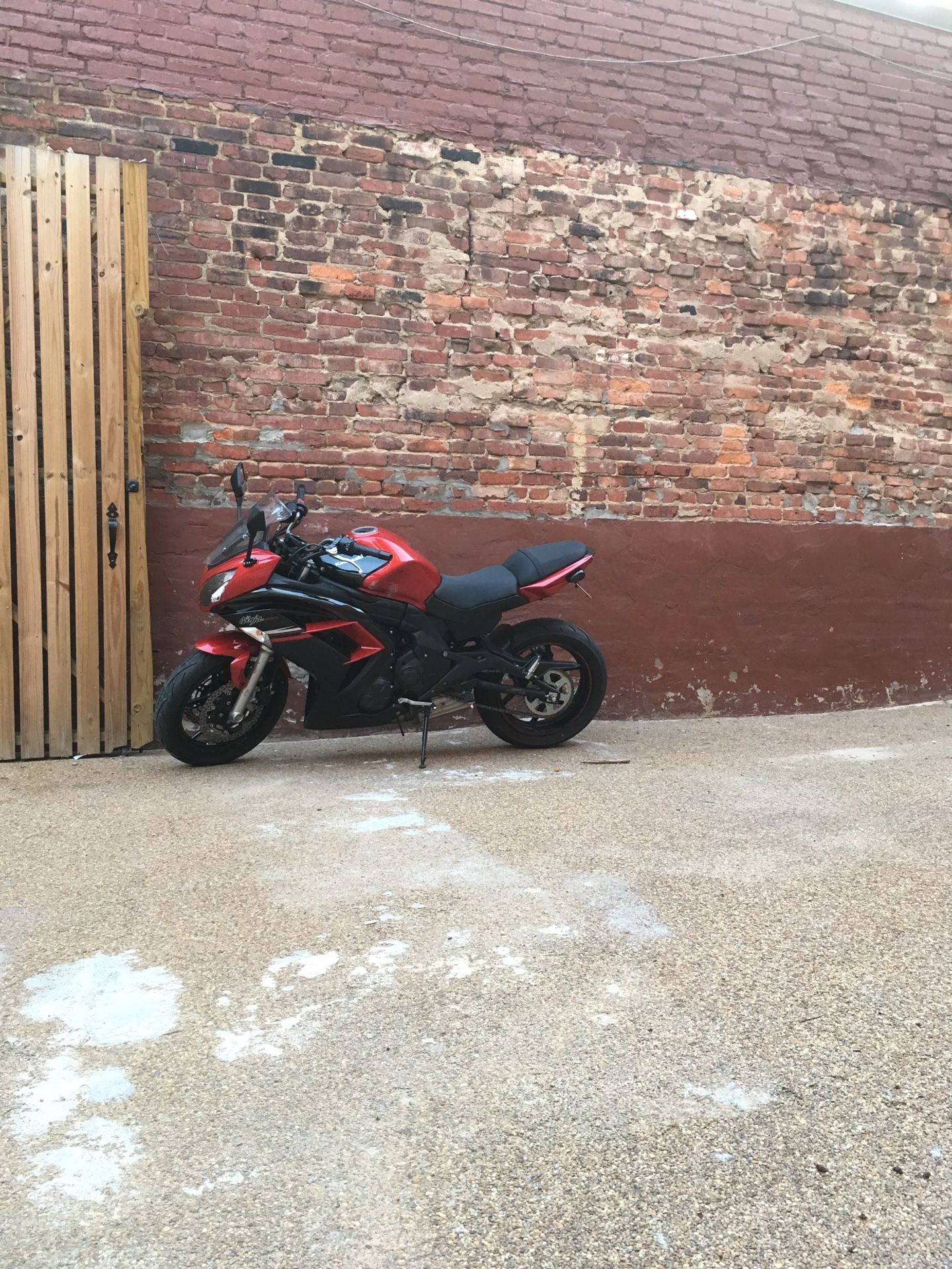 Kawasaki ninja EX650 2016 miles 5578