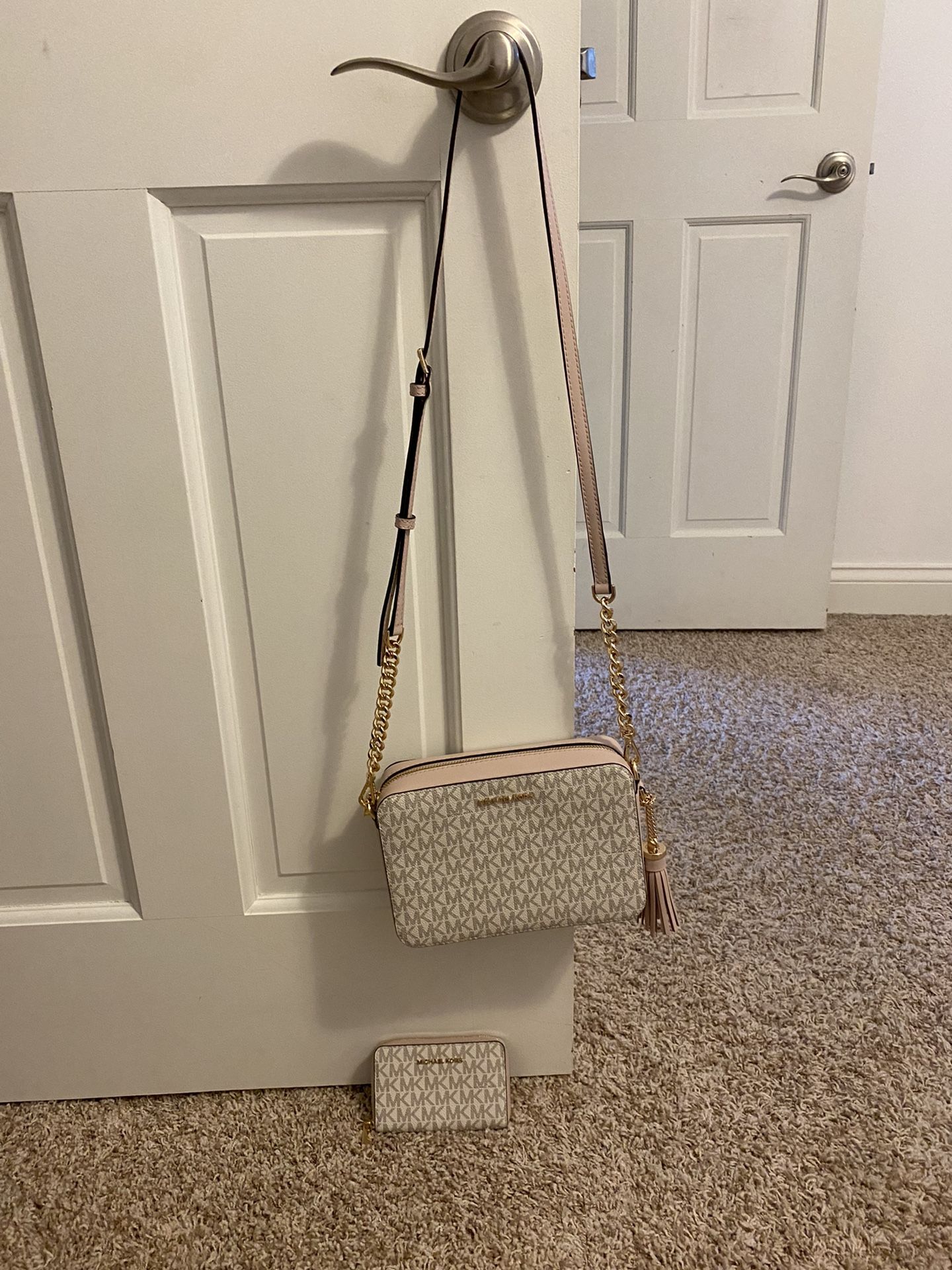 Brand New, Never Used Michael Kors Purse And Wallet