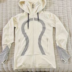 Lululemon Full zip Hooded Define Jacket - Size 4