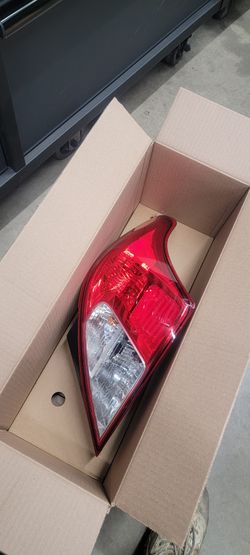 2018 Nissan Versa Tail Lamp