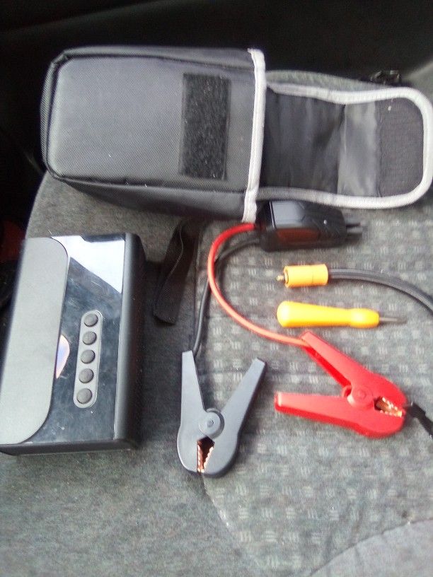 Portable Jumper/Charger + Tire Air Pump