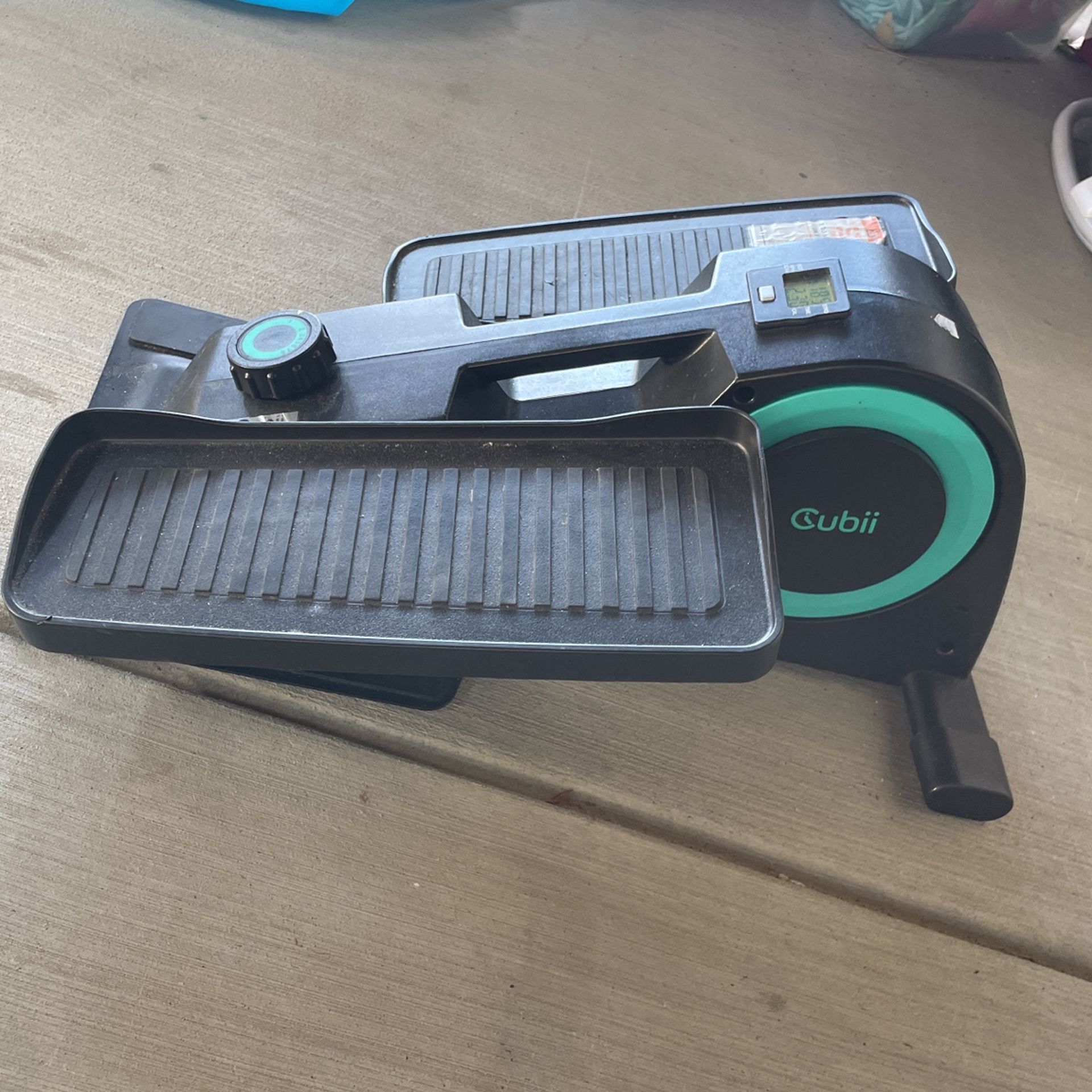 Gubii Leg Exercise Machine