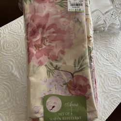 Beautiful Floral Napkins-Perfect For Tea Time