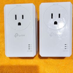 TP-Link AV1000 Powerline Adapter (Model:TL-PA7017P)