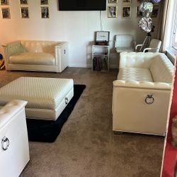 All White Couch Set With Black Rug 