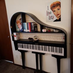 Piano Shelf 