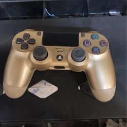 PS4 Controller (gold)