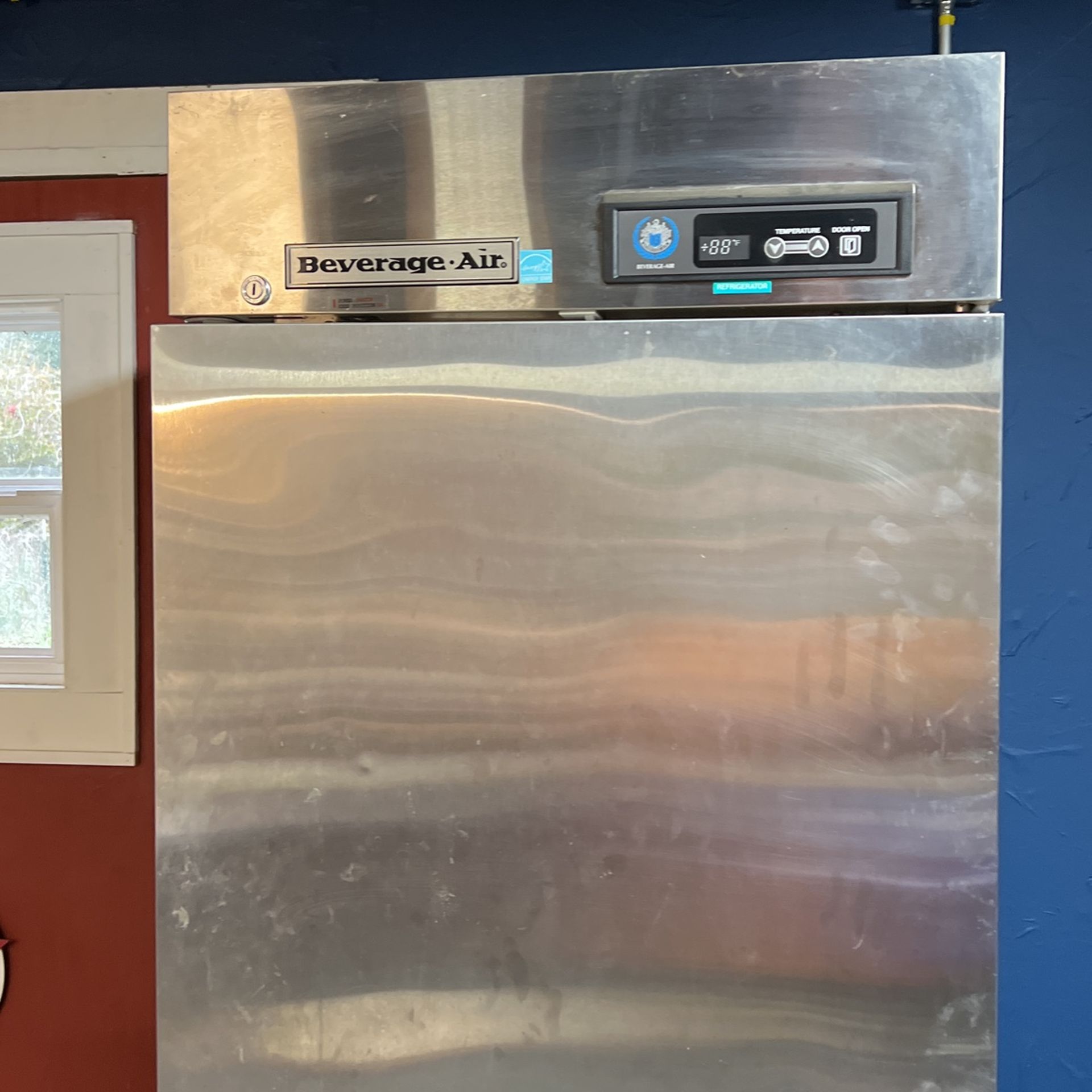 Beverage Air Refrigerator for Sale in Arlington, WA OfferUp