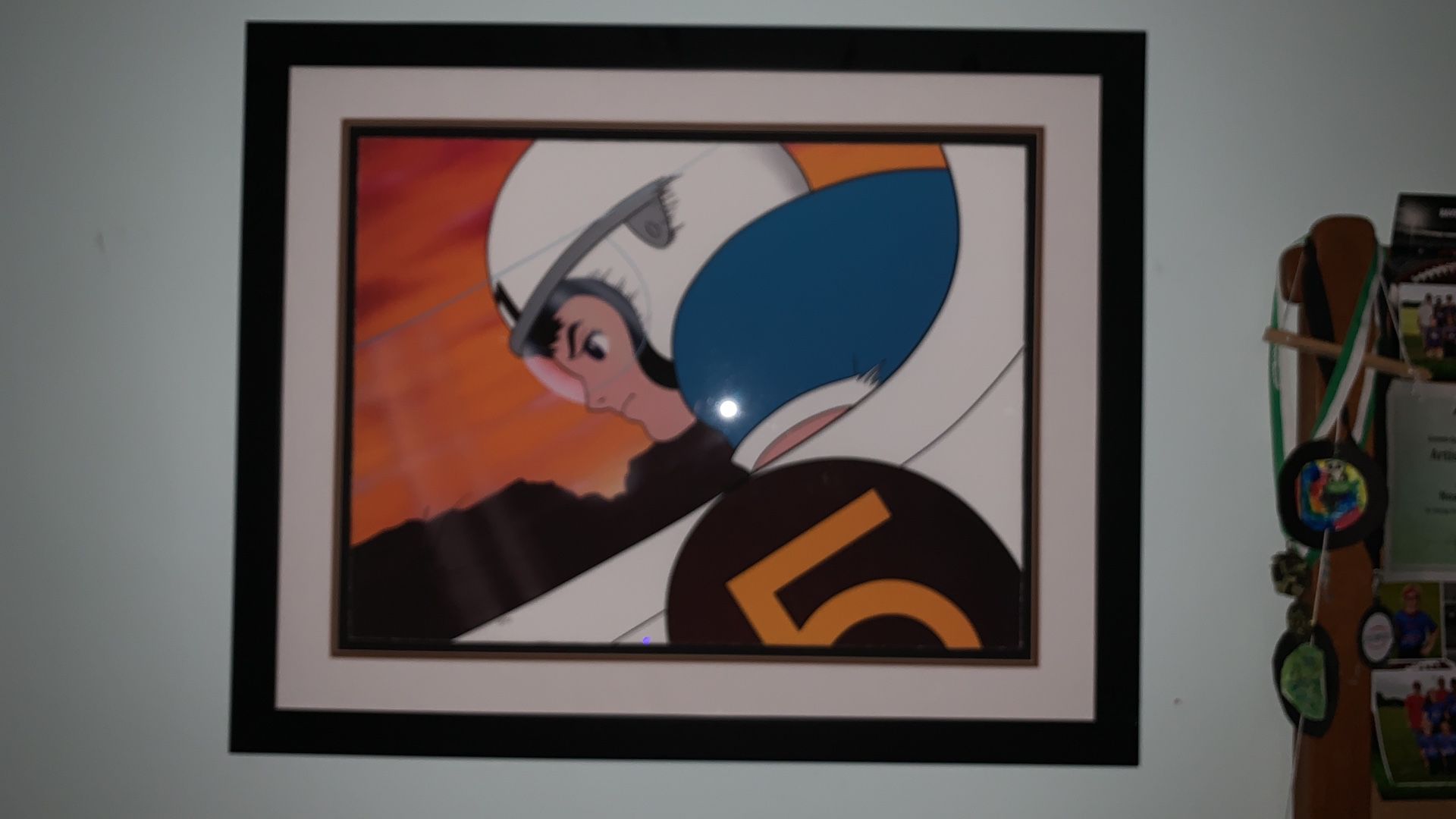 Do you like speed racer. Here are two large frame pictures of it. Free!