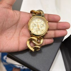 Micheal Kors Watch 