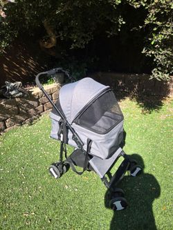 Dog / pet stroller