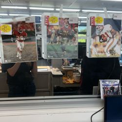 Chiefs Signed Photos 