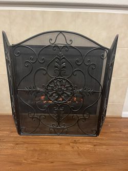 Fireplace screen