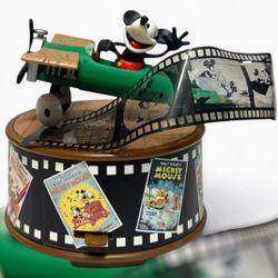 Vintage Disney Enesco “Plane Crazy” Mickey Mouse Musical Figurine w/ Box 1992