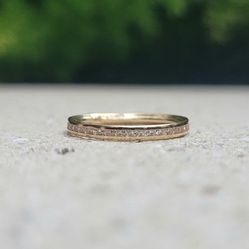 14K Gold Diamond Eternity Band (Jewelry Box Included)
