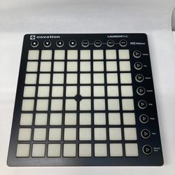 Novation Launchpad MK2 Ableton Live Controller (8x8 Grid)