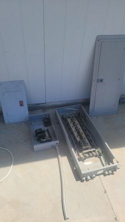 2 X Electronical Pannels With Circuit Breakers
