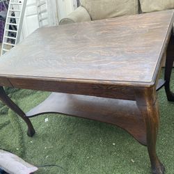 Antique desk Solid wood !pick up only! 26/46/29 H
