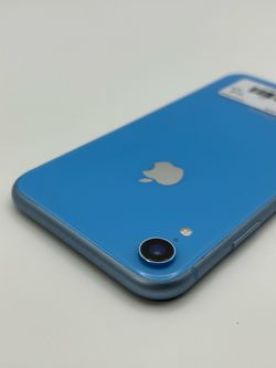 iPhone XR 64GB unlocked