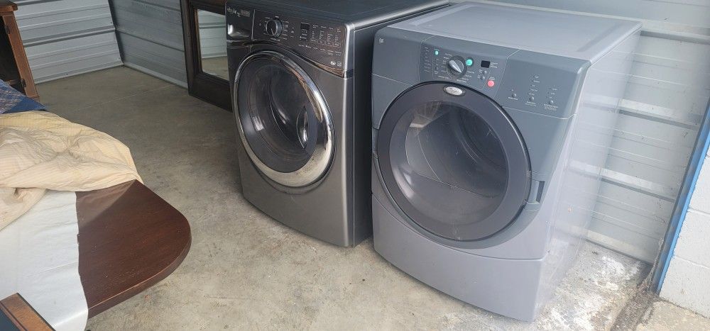 Whirlpool Washer & Dryer