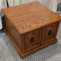 Solid Wood 1970s Vintage Side/ End Table 20 Tall 27 Wide 27 Long