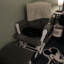 Rocking Chair 