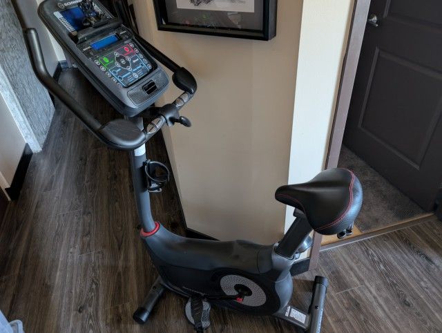 Schwinn 170 Exercise Bike