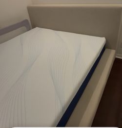 Sealy 12” king size memory foam mattress