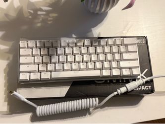 Glorious GMMk custom compact