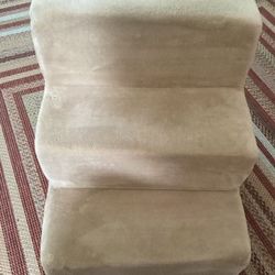DOG STAIRS  - Clean And Sturdy - $5.00